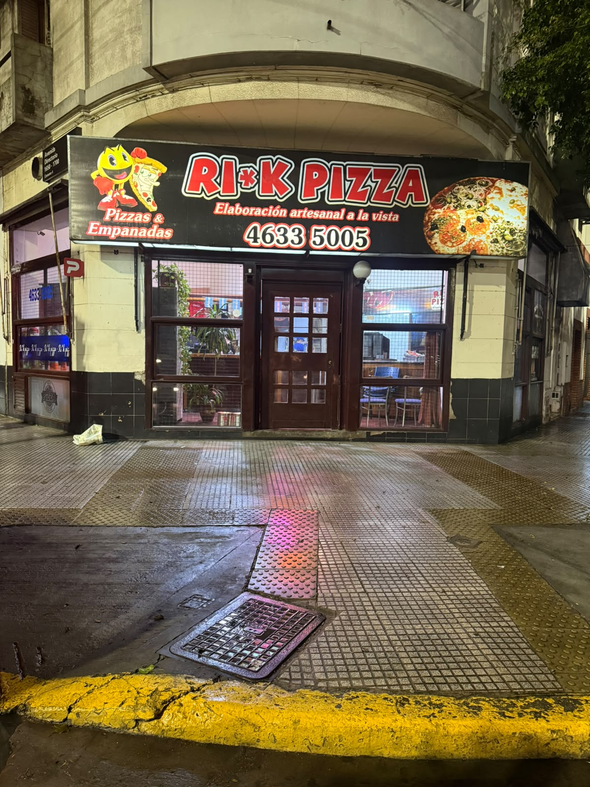 Pizza de la sucursal Flores